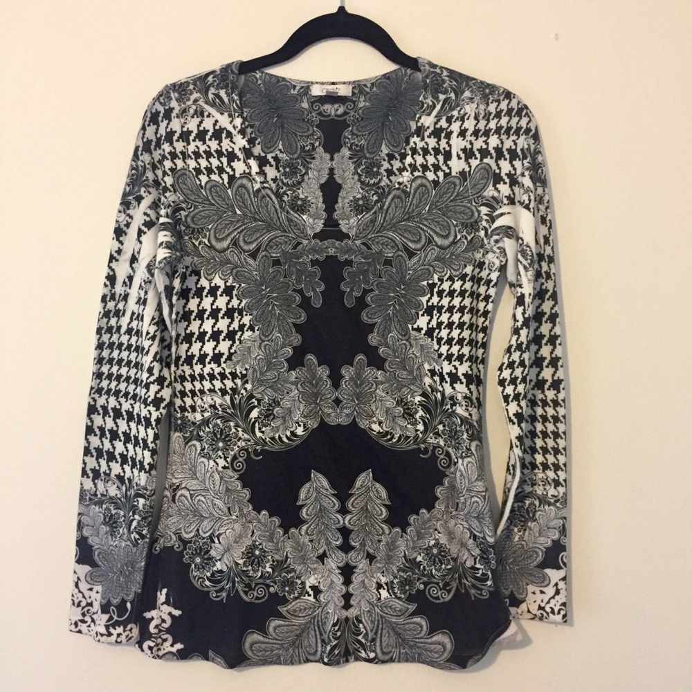 Cache light sweater